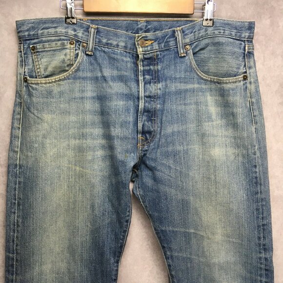 Lot of 2 Levis Mens 501 Jeans Blue size 38x32 Original Fit Denim Wear and Fading - Picture 8 of 12